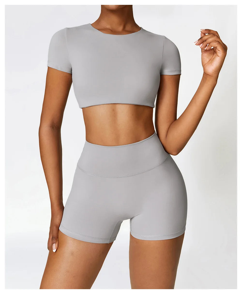 Woman Sports Top Round Neck Yoga Crop Top