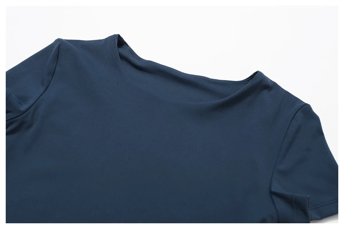 Woman Sports Top Round Neck Yoga Crop Top