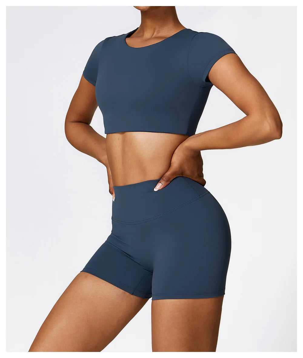 Woman Sports Top Round Neck Yoga Crop Top