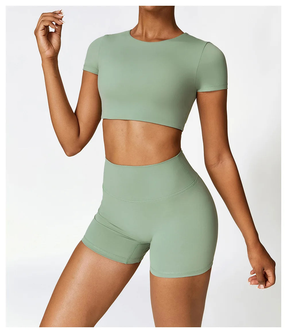 Woman Sports Top Round Neck Yoga Crop Top