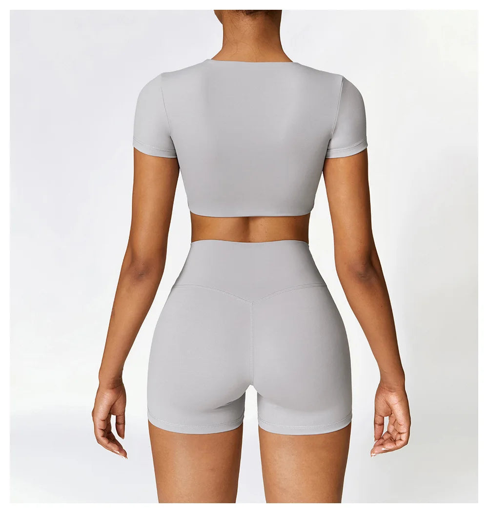 Woman Sports Top Round Neck Yoga Crop Top