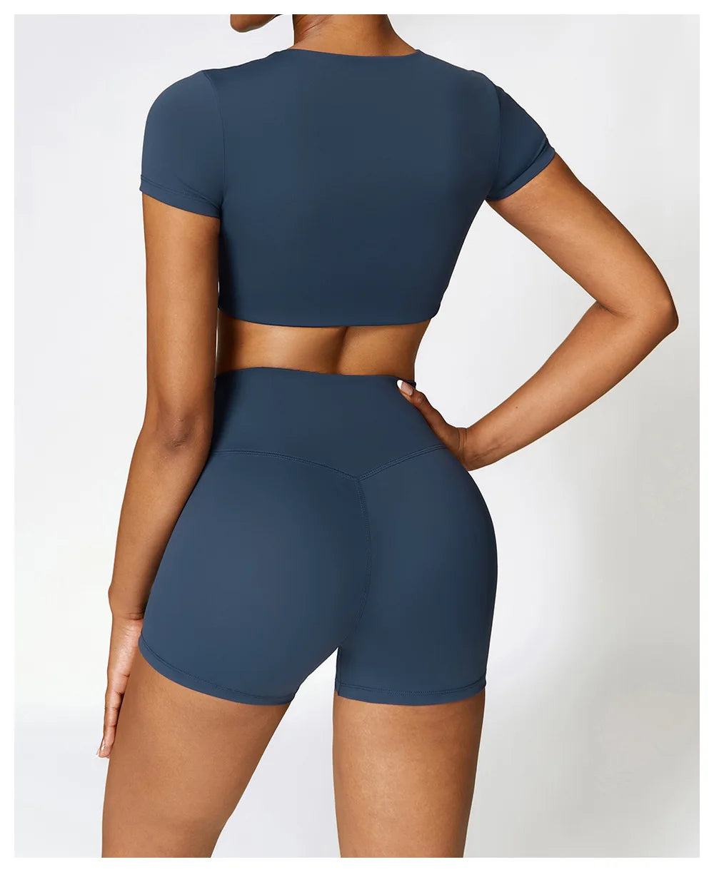 Woman Sports Top Round Neck Yoga Crop Top